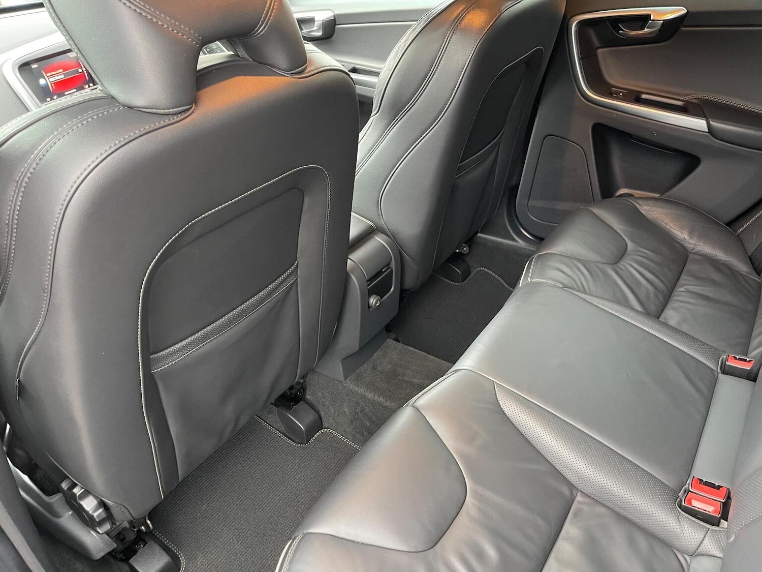 Used Volvo XC60 2017 for sale - 76712471: Photo 19