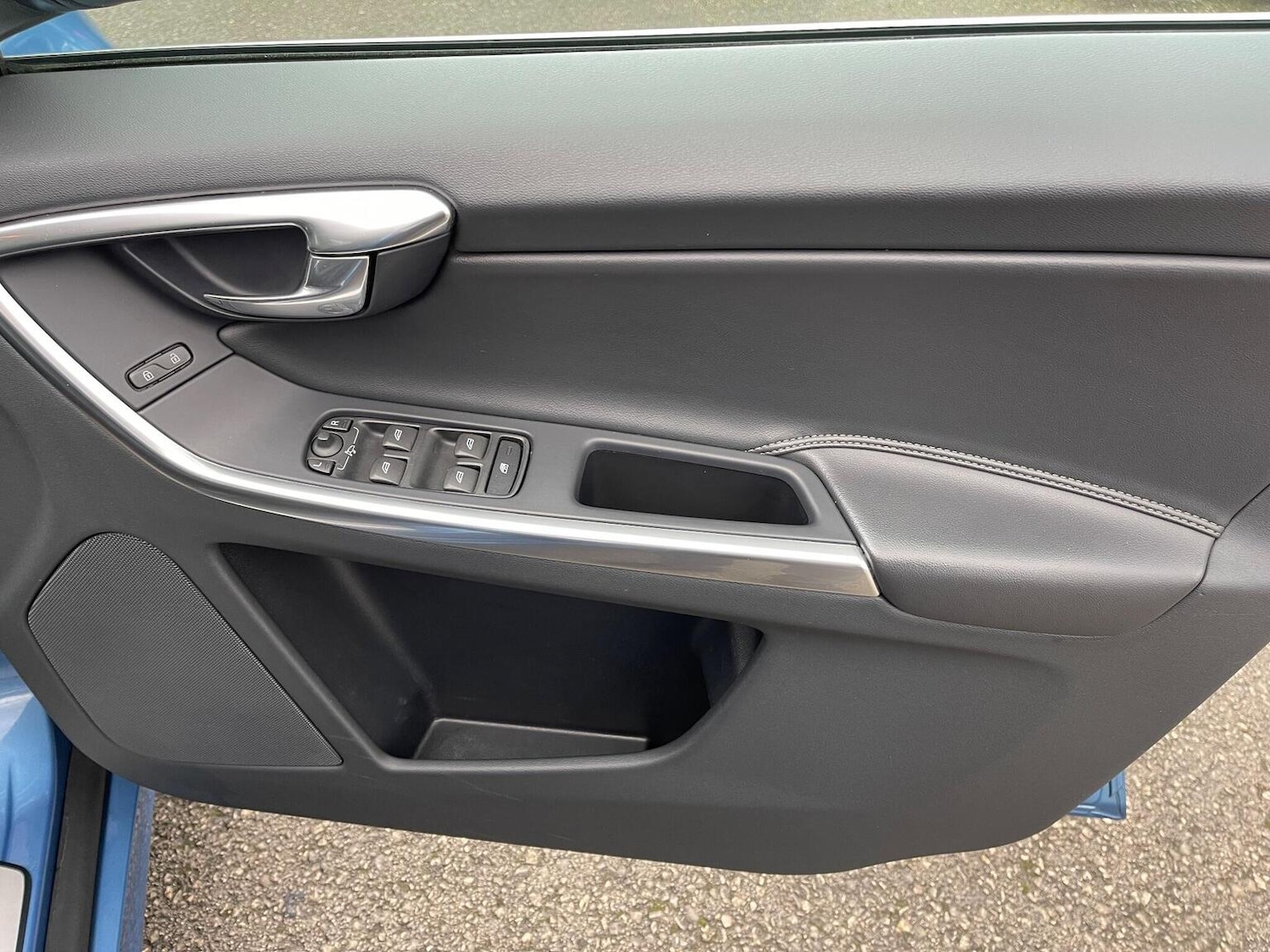 Used Volvo XC60 2017 for sale - 76712471: Photo 29