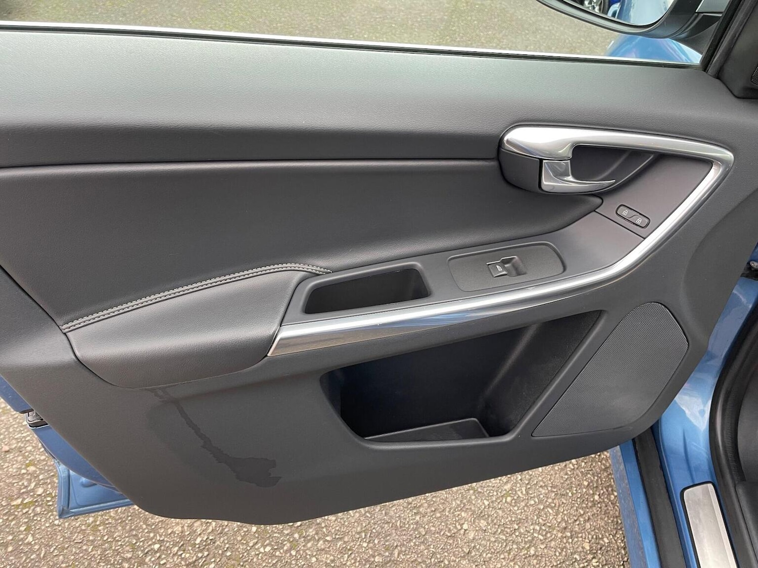 Used Volvo XC60 2017 for sale - 76712471: Photo 31