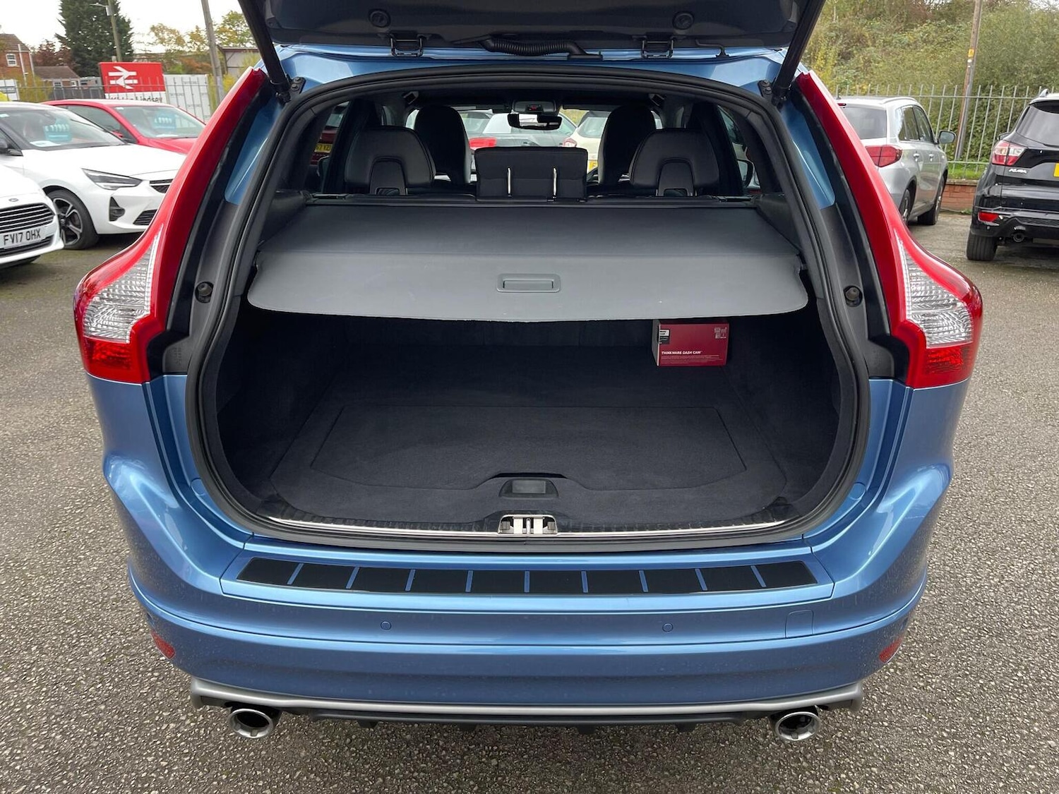 Used Volvo XC60 2017 for sale - 76712471: Photo 41