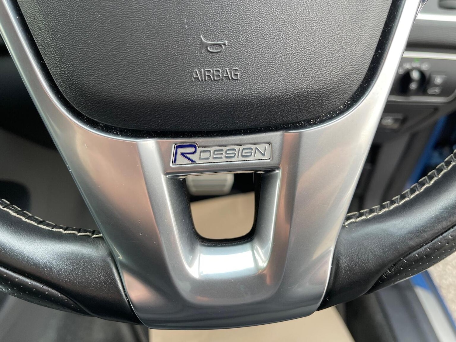 Used Volvo XC60 2017 for sale - 76712471: Photo 47