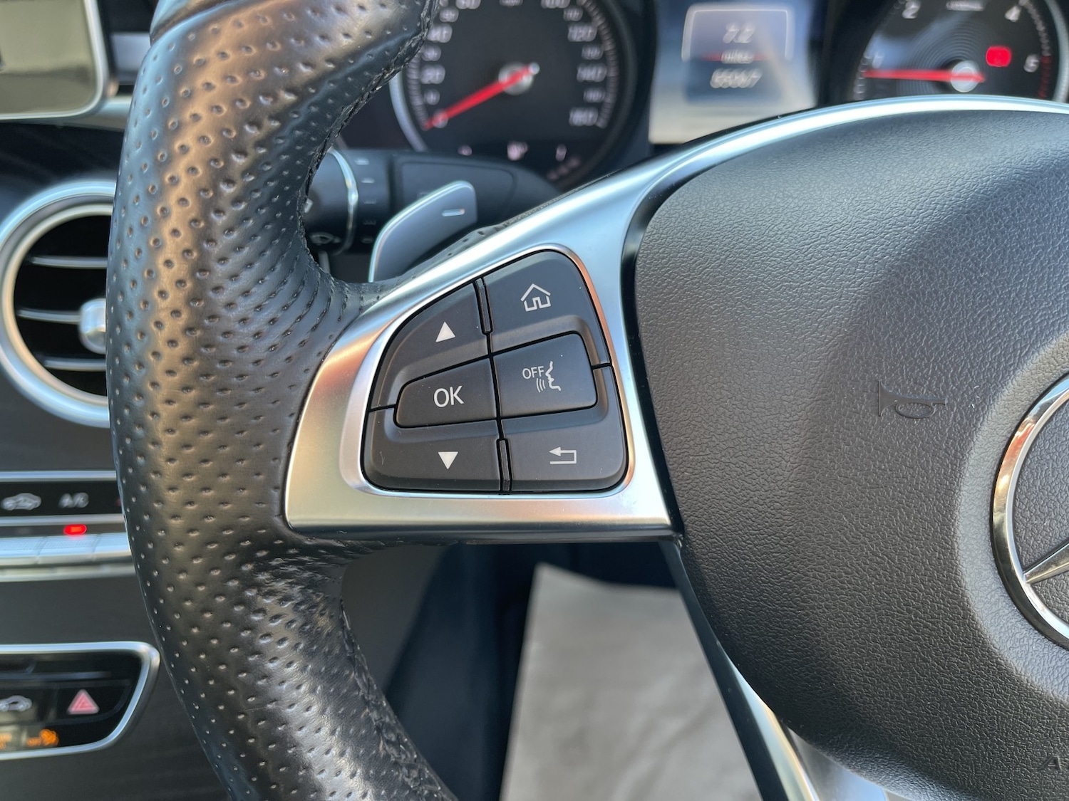 Used Mercedes-Benz C Class 2017 for sale - 77558556: Photo 34