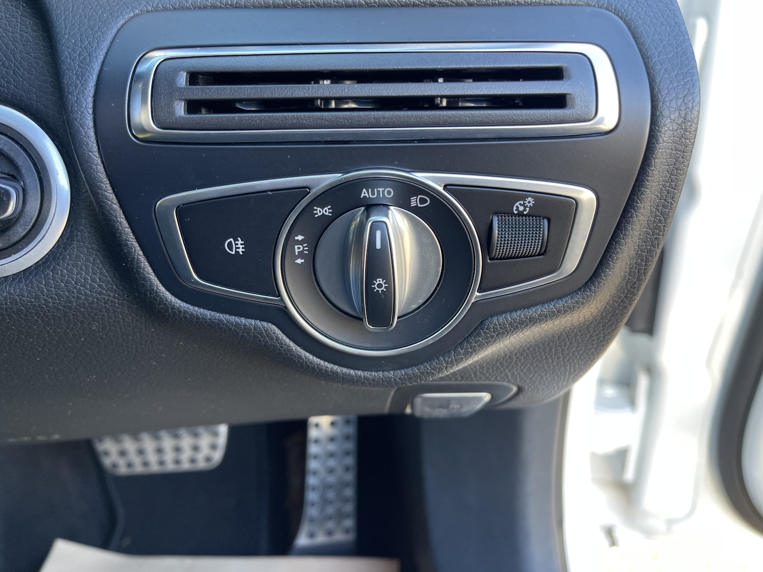 Used Mercedes-Benz C Class 2017 for sale - 77558556: Photo 36