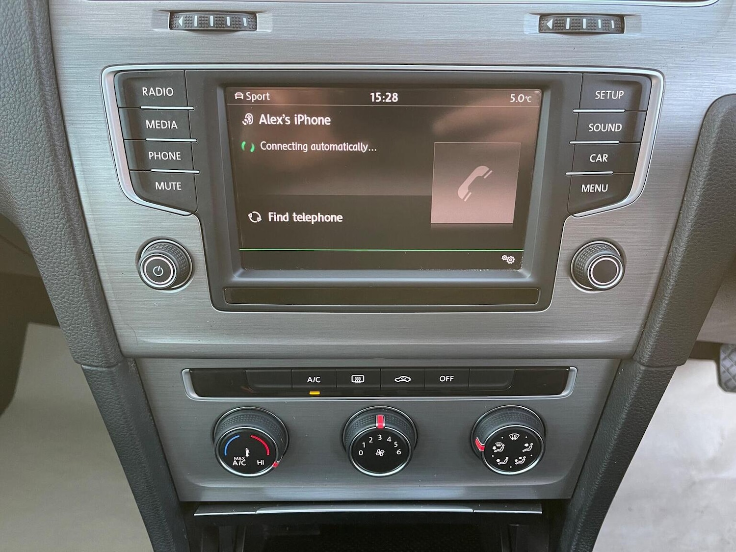 Used Volkswagen Golf 2015 for sale - 77213384: Photo 36