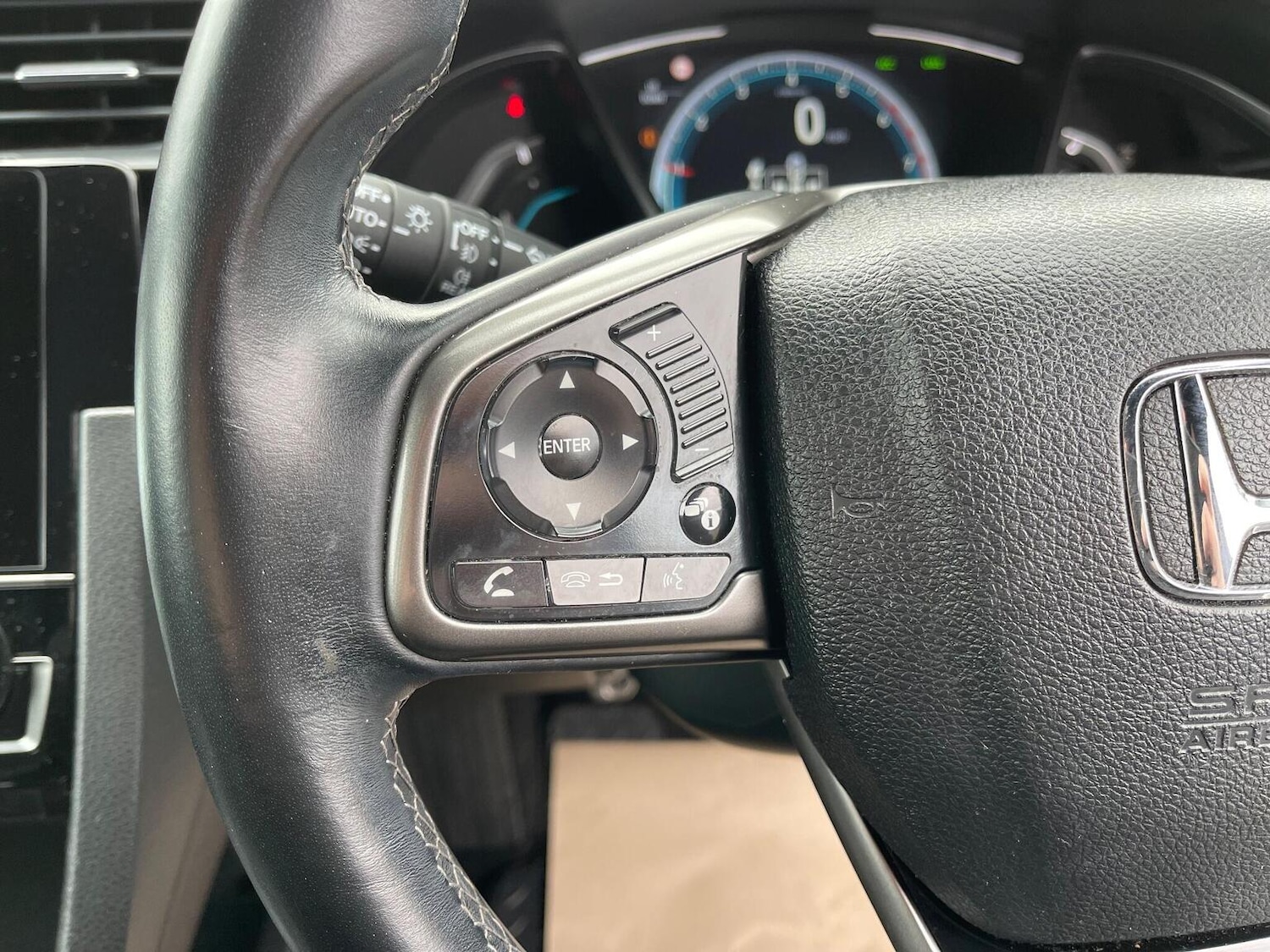 Used Honda Civic 2019 for sale - 76712522: Photo 20