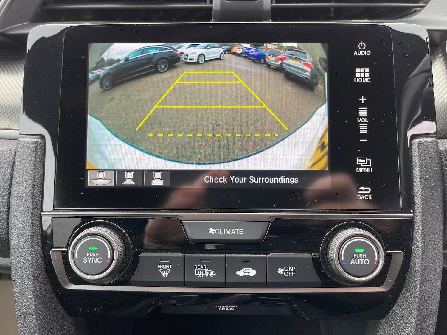 Used Honda Civic 2019 for sale - 76712522: Photo 34