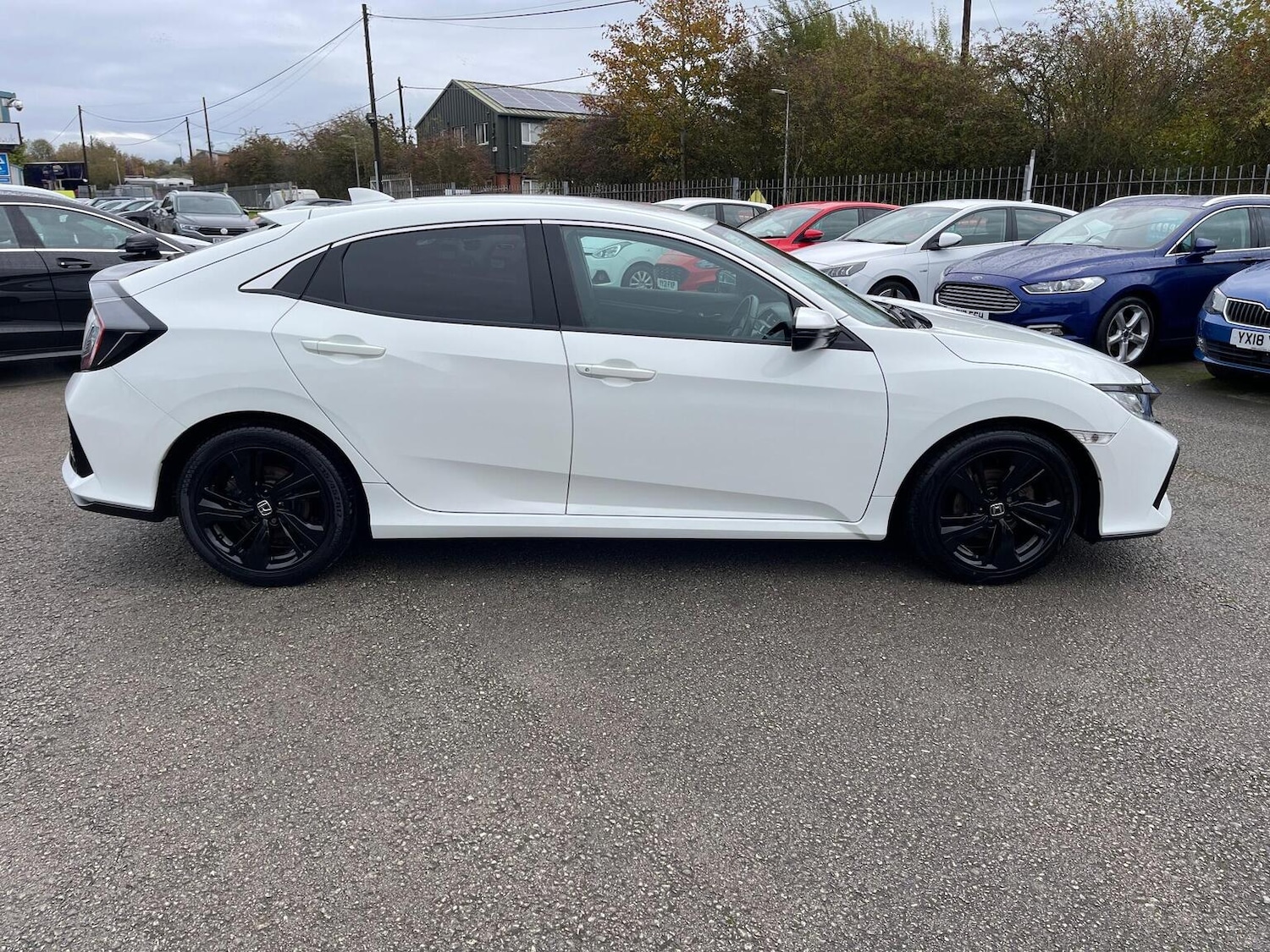 Used Honda Civic 2019 for sale - 76712522: Photo 7