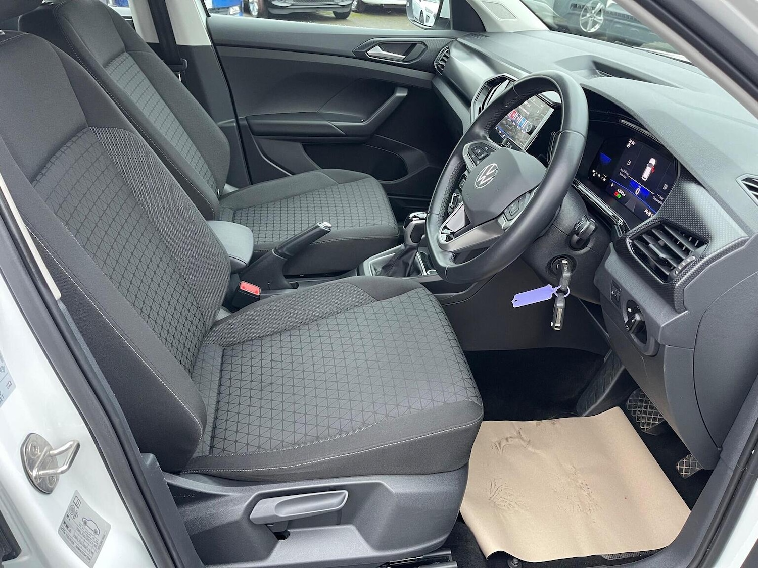 Used Volkswagen T-Cross 2022 for sale - 77213414: Photo 14