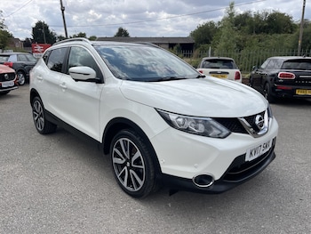 Used Nissan Qashqai 2017 for sale - 79307737: Photo