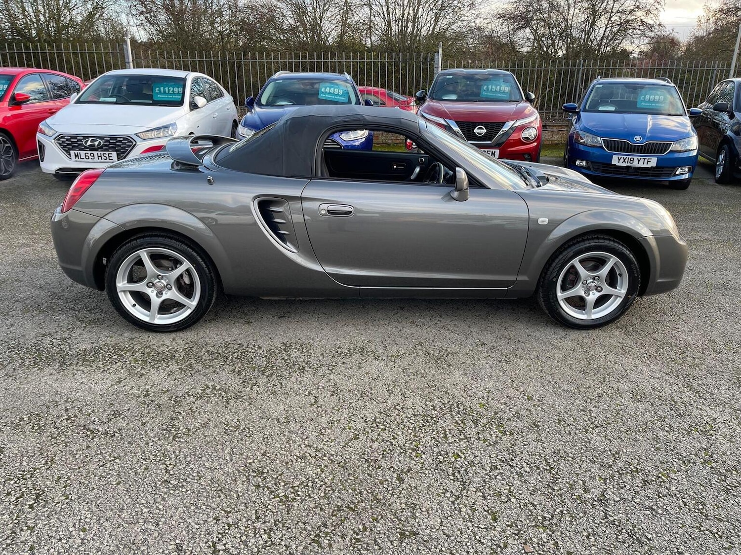 Used Toyota MR2 2004 for sale - 77251328: Photo 14