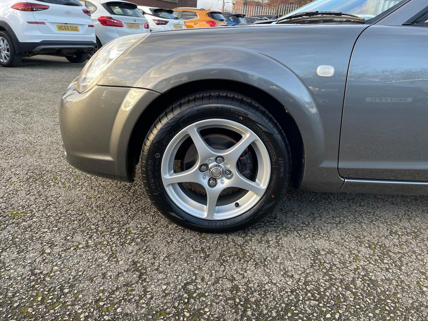 Used Toyota MR2 2004 for sale - 77251328: Photo 29