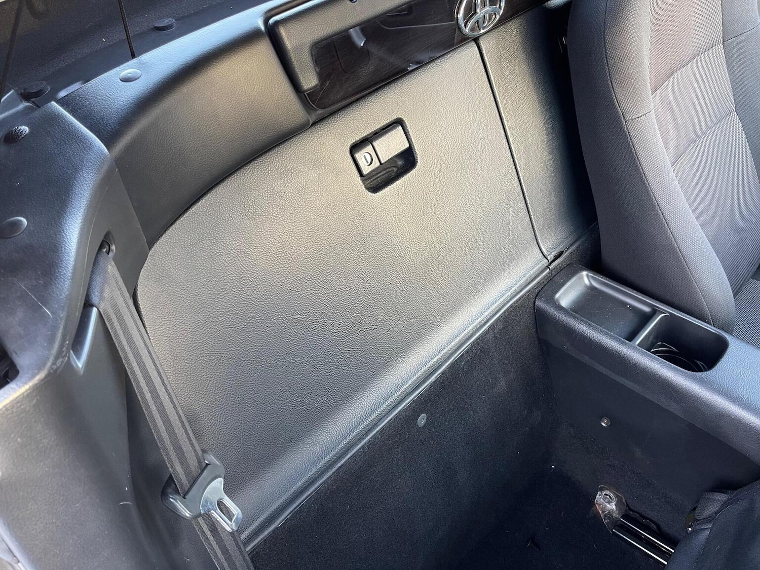 Used Toyota MR2 2004 for sale - 77251328: Photo 48