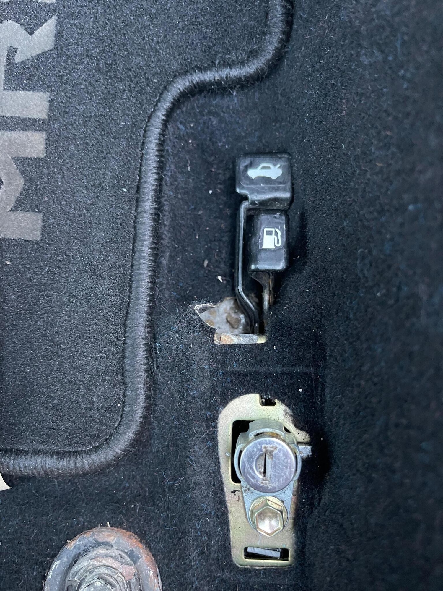 Used Toyota MR2 2004 for sale - 77251328: Photo 51