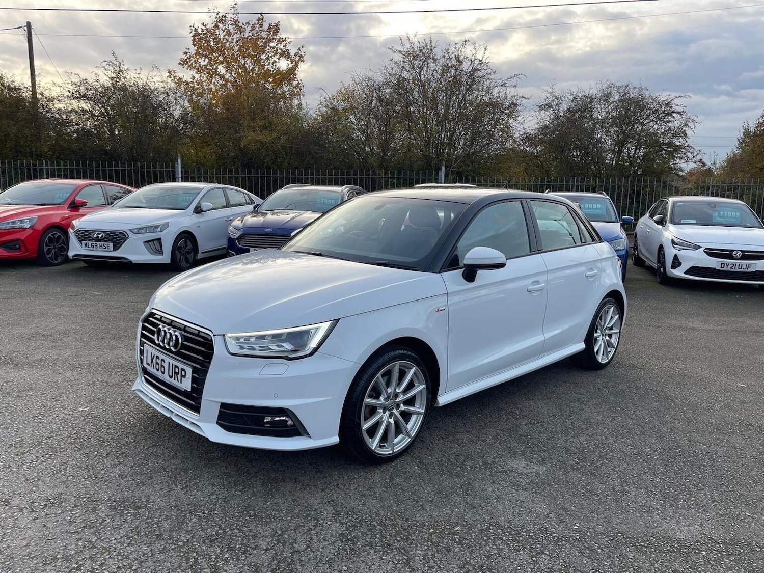 Used Audi A1 2016 for sale - 76712588: Photo 3