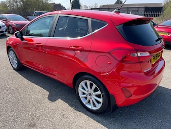 Used Ford Fiesta 2019 for sale - 76712750: Photo