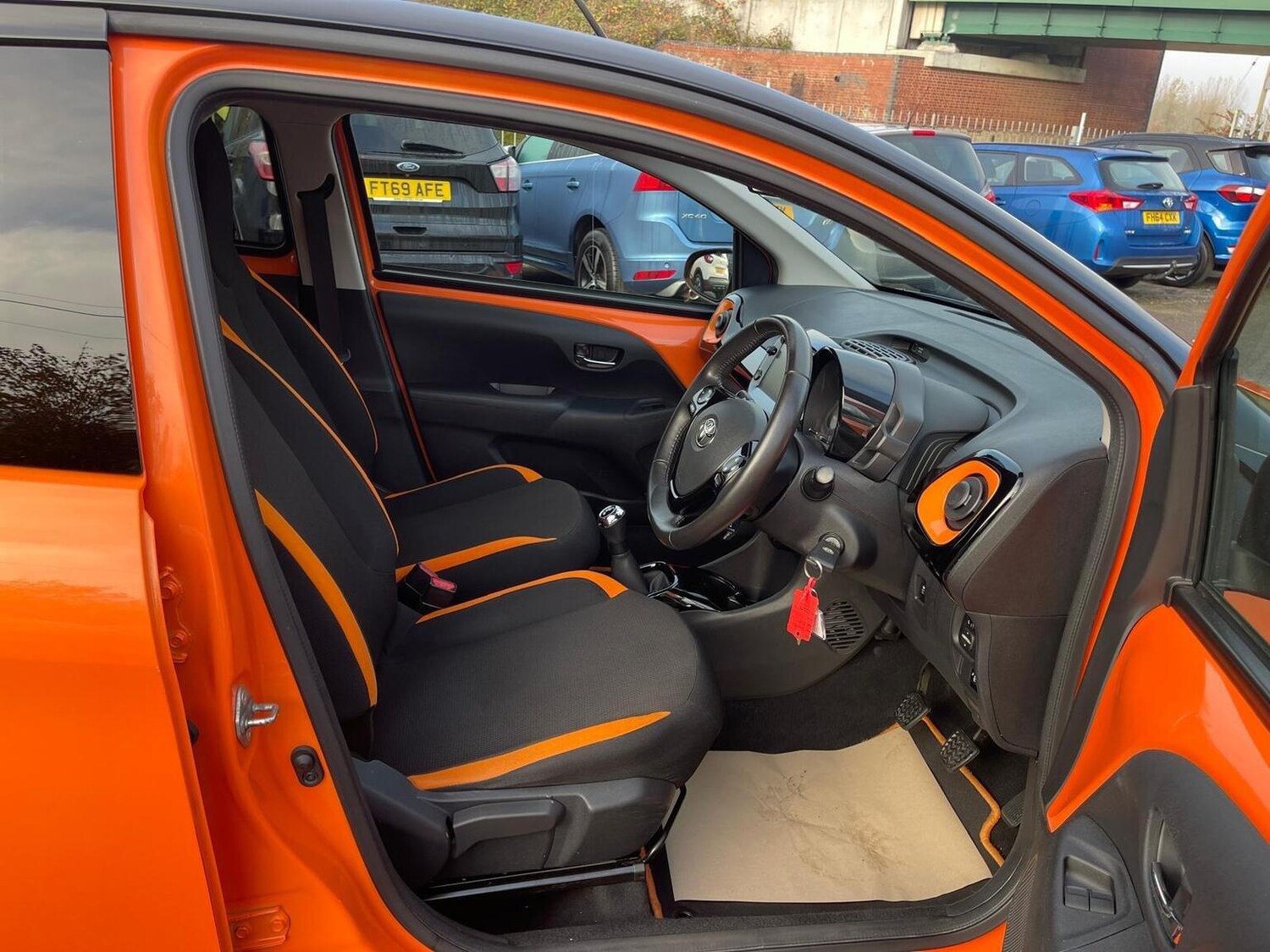 Used Toyota AYGO 2019 for sale - 76712826: Photo 9