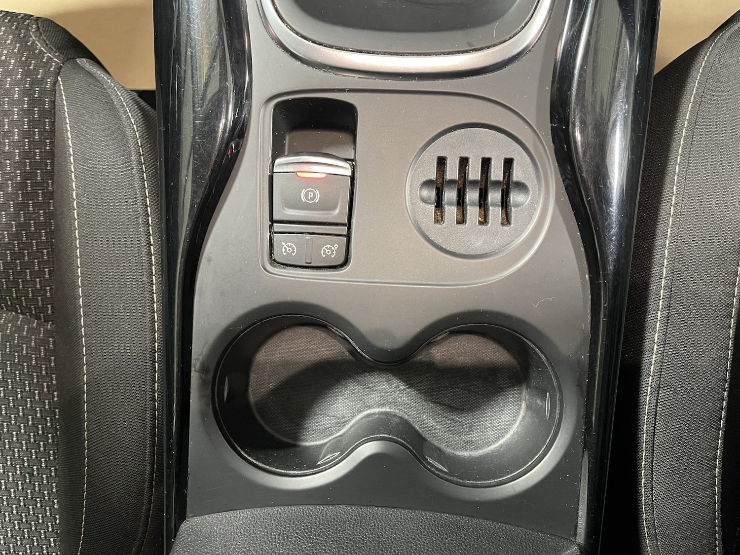 Used Renault Kadjar 2016 for sale - 77609924: Photo 39