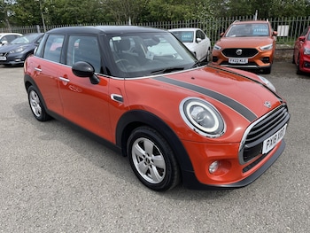 Used MINI Hatch 2018 for sale - 78739617: Photo