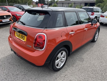 Used MINI Hatch 2018 for sale - 78739617: Photo
