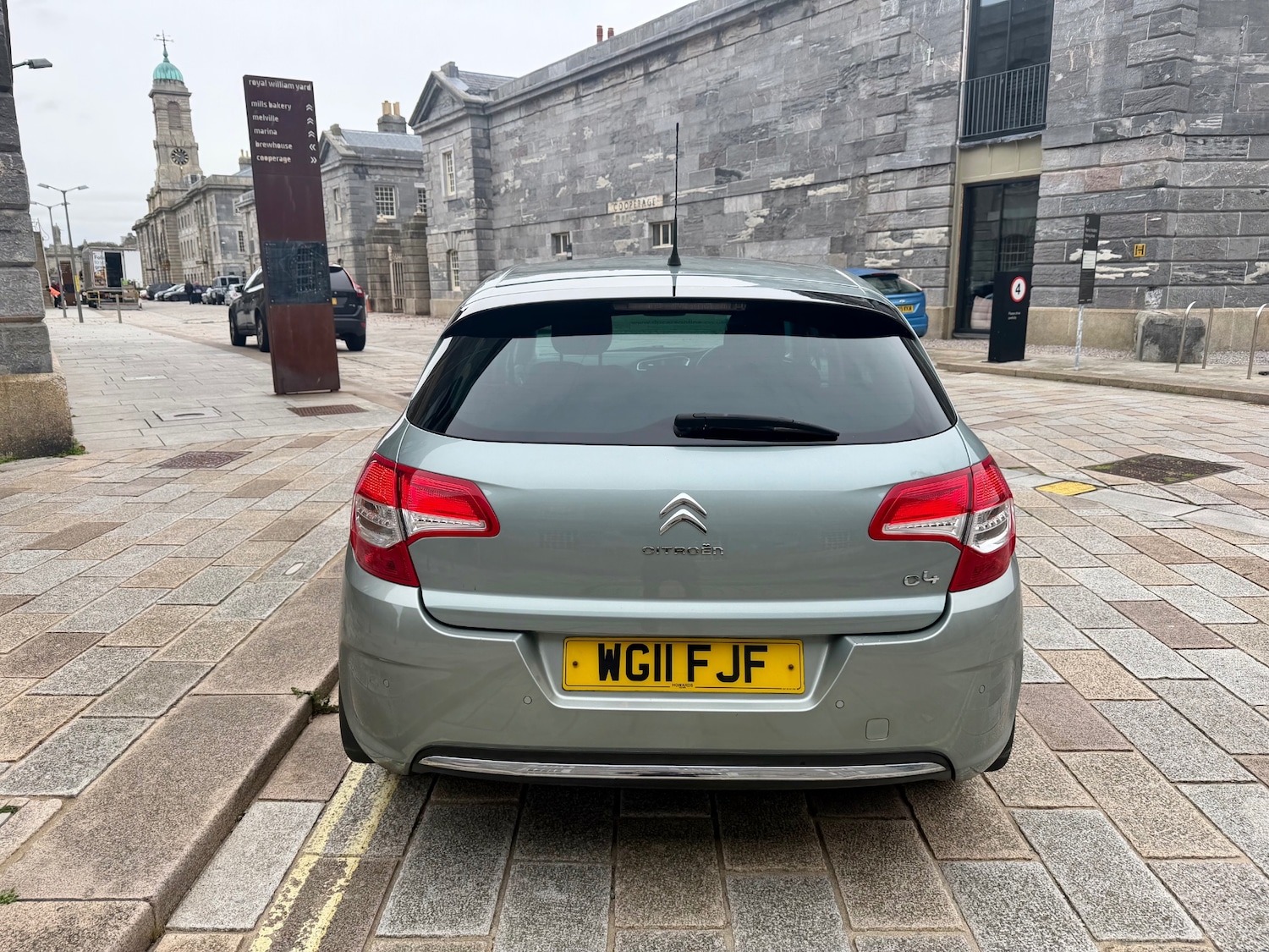 Used Citroen C4 2011 for sale - 76413277: Photo 4