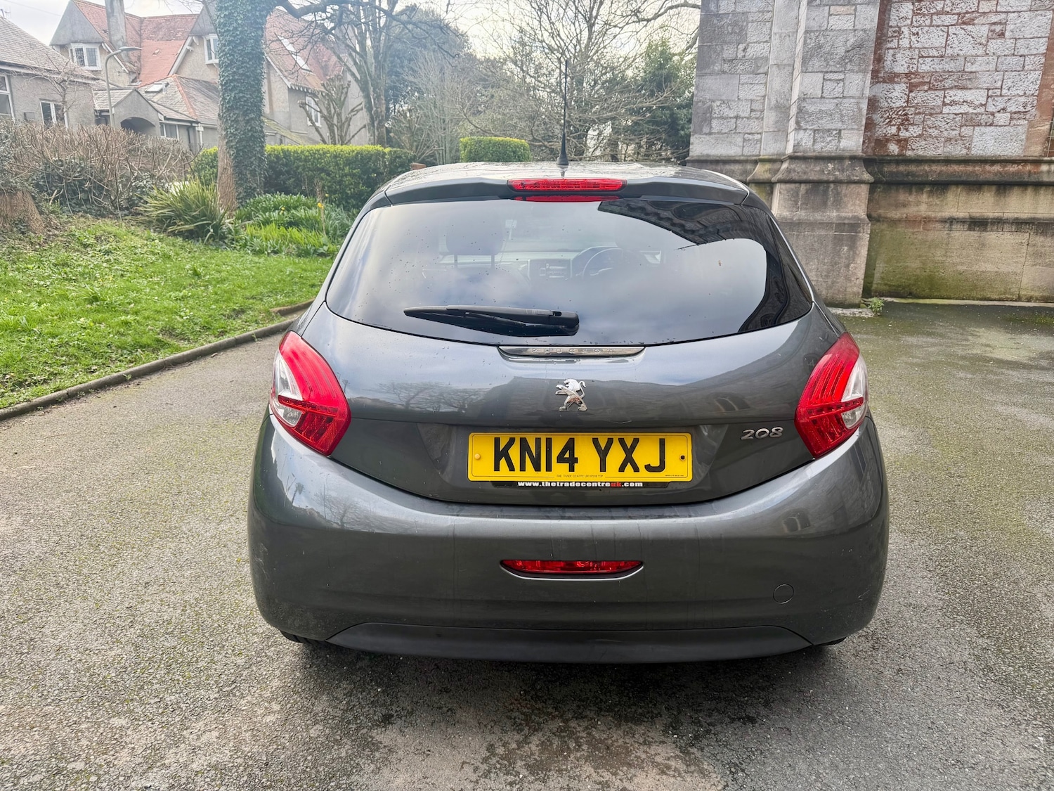 Used Peugeot 208 2014 for sale - 77690912: Photo 6