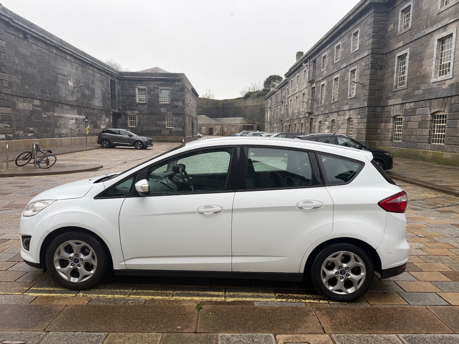 Used Ford C-Max 2013 for sale - 76776814: Photo 6