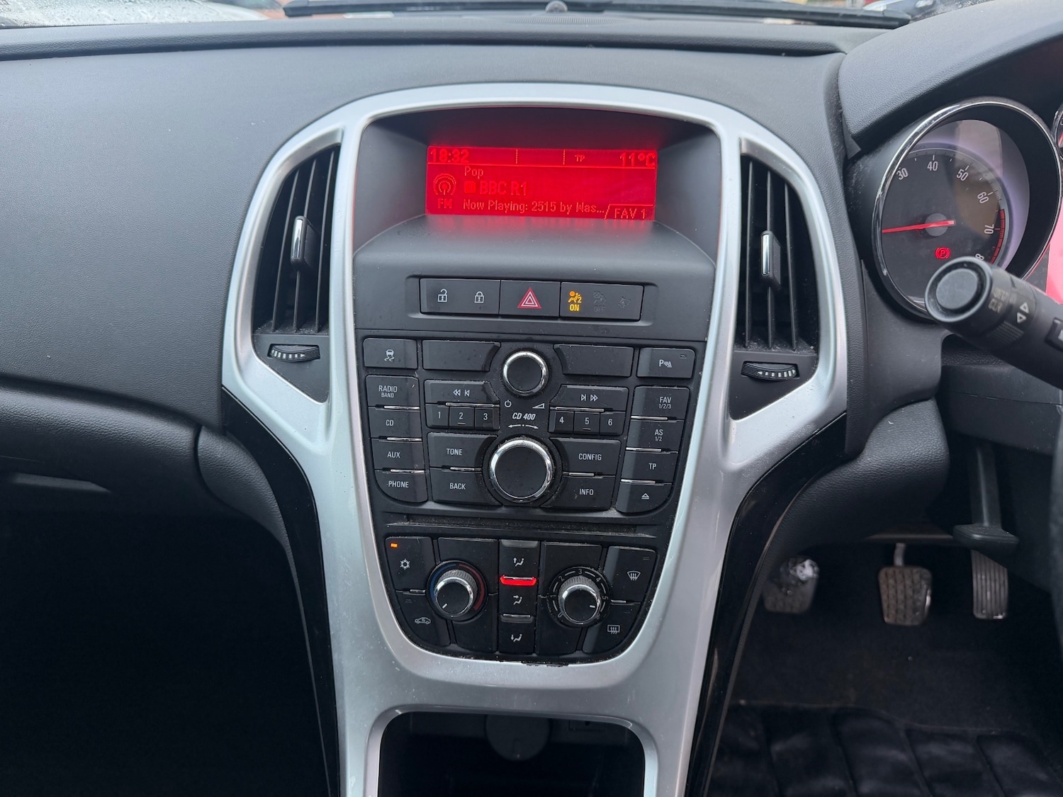 Used Vauxhall Astra 2011 for sale - 78097655: Photo 13