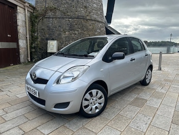 Toyota - Yaris
