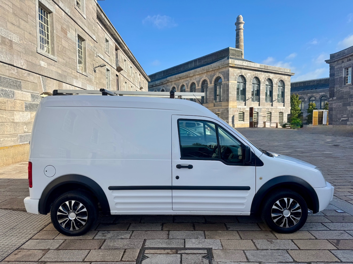 Used Ford Transit Connect 2010 for sale - 76309459: Photo 2