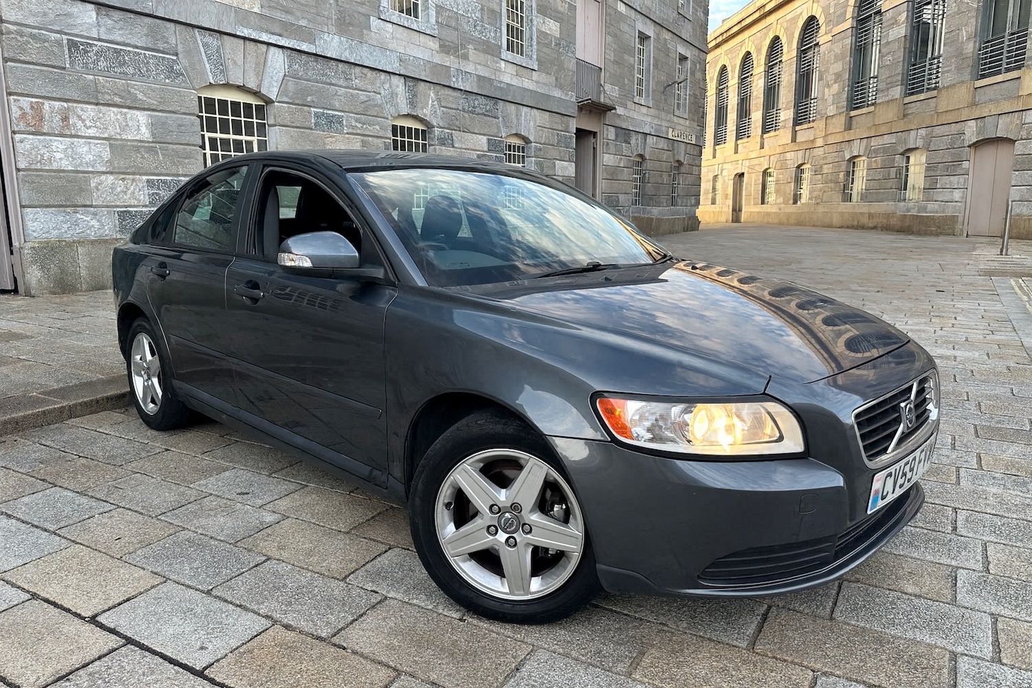 Used Volvo S40 2009 for sale - 76134575: Photo 1