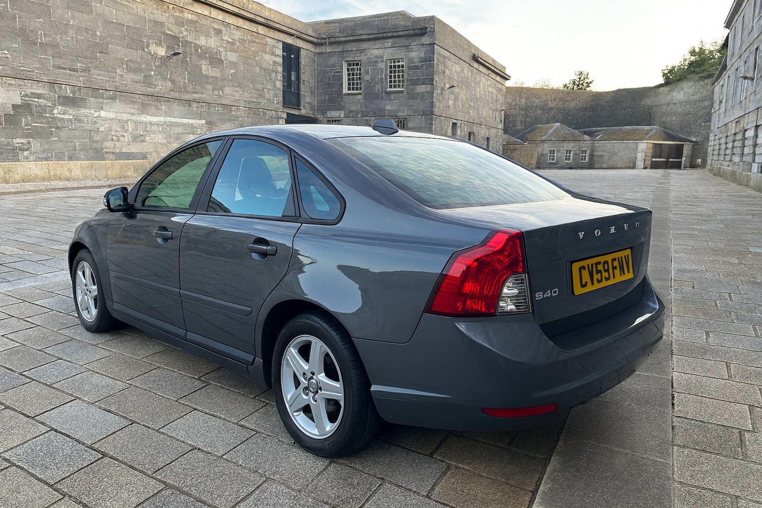 Used Volvo S40 2009 for sale - 76134575: Photo 5