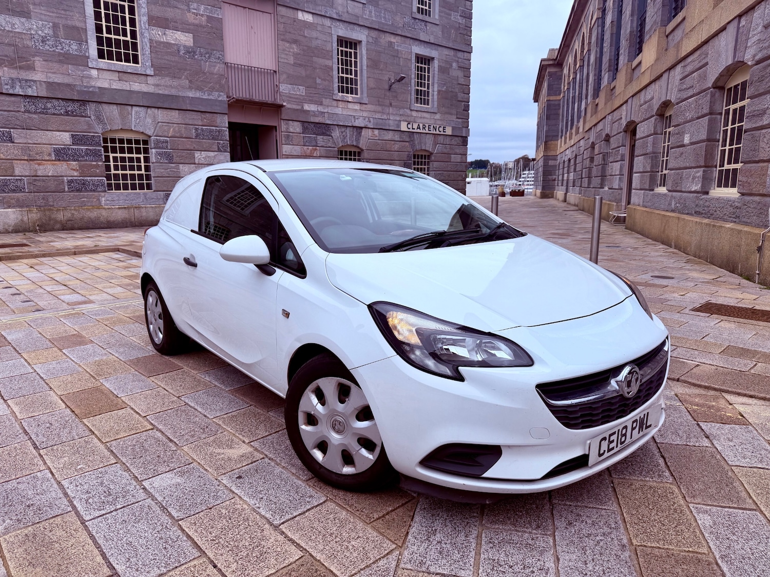 Used Vauxhall Corsa 2018 for sale - 76281666: Photo 1