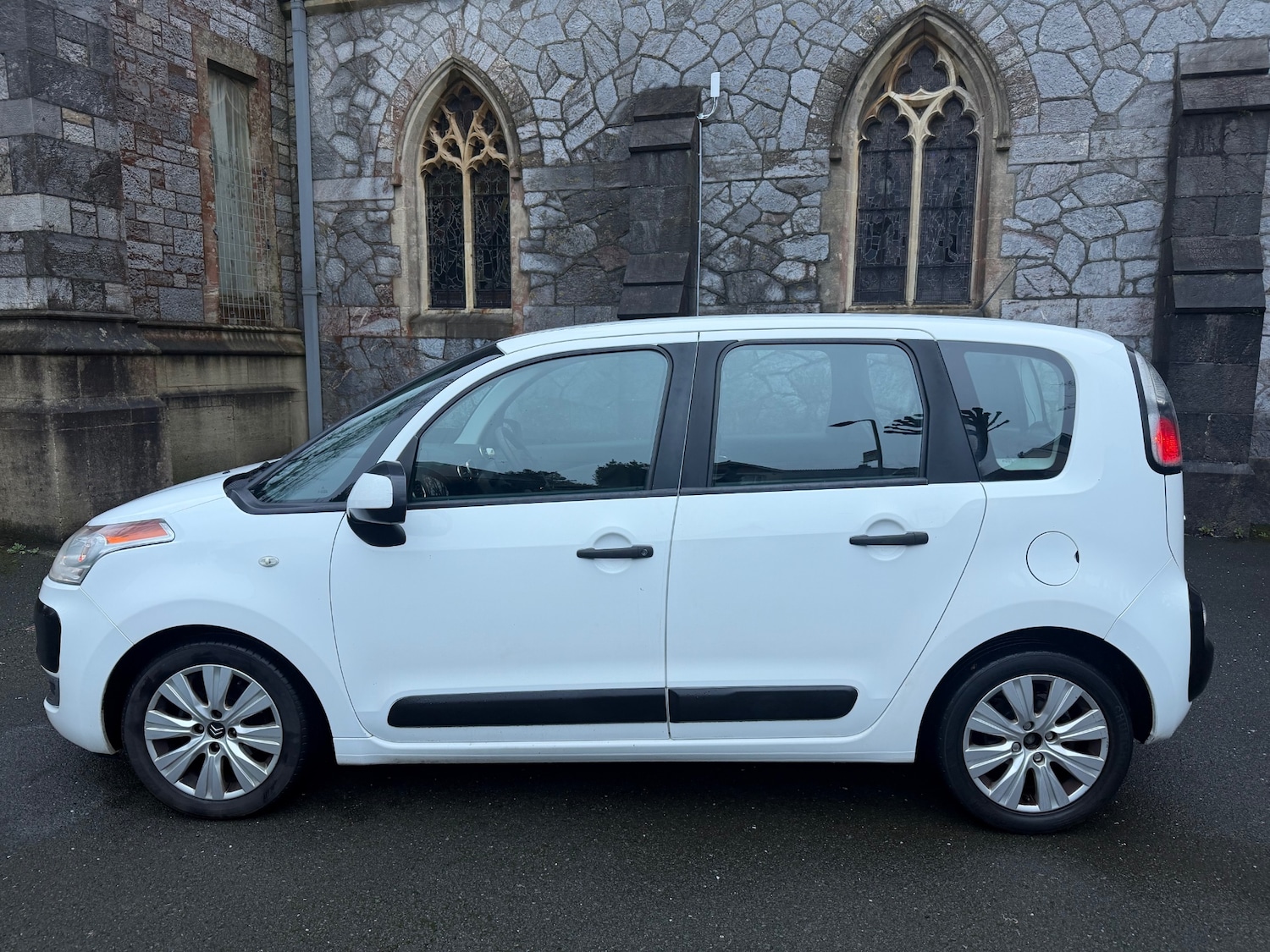 Used Citroen C3 Picasso 2011 for sale - 77508640: Photo 8