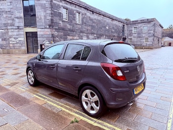 Used Vauxhall Corsa 2012 for sale - 76174287: Photo 2
