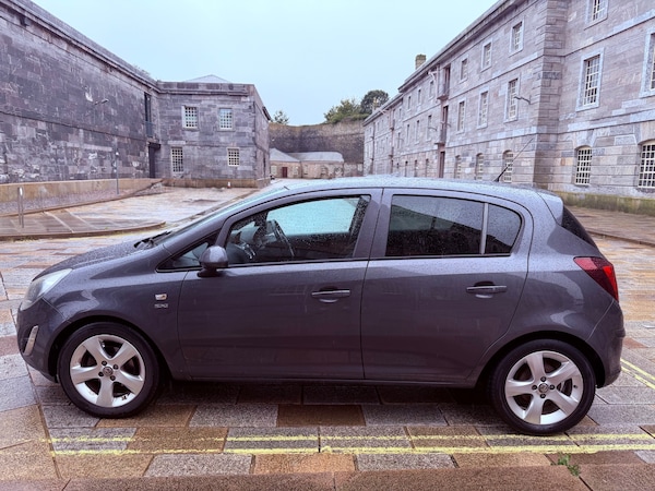 Used Vauxhall Corsa 2012 for sale - 76174287: Photo 6