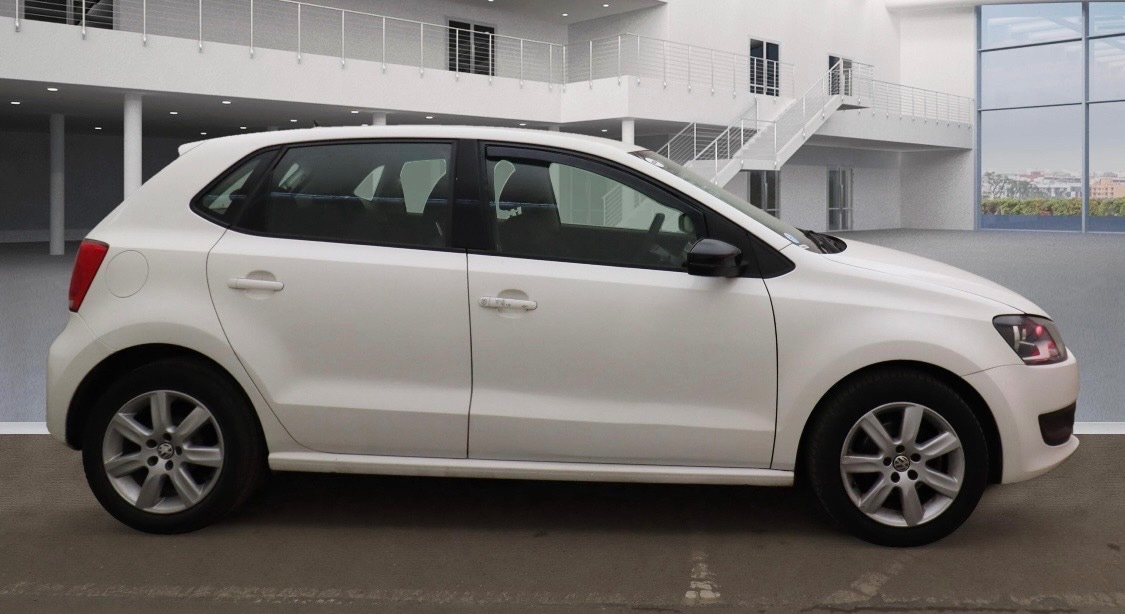 Used Volkswagen Polo 2011 for sale - 76664955: Photo 3