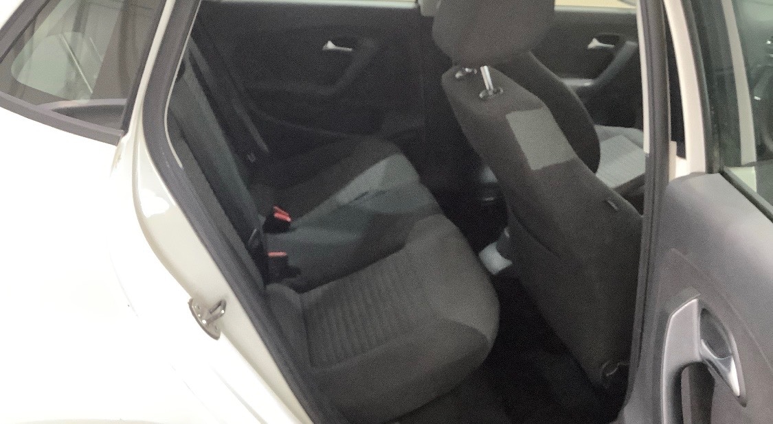 Used Volkswagen Polo 2011 for sale - 76664955: Photo 9