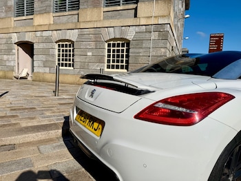 Used Peugeot RCZ 2011 for sale - 76292309: Photo 4
