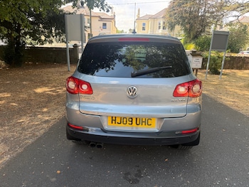 Used Volkswagen Tiguan 2009 for sale - 79545480: Photo