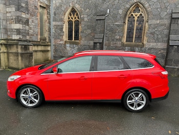 Used Ford Focus 2013 for sale - 76844786: Photo