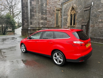 Used Ford Focus 2013 for sale - 76844786: Photo