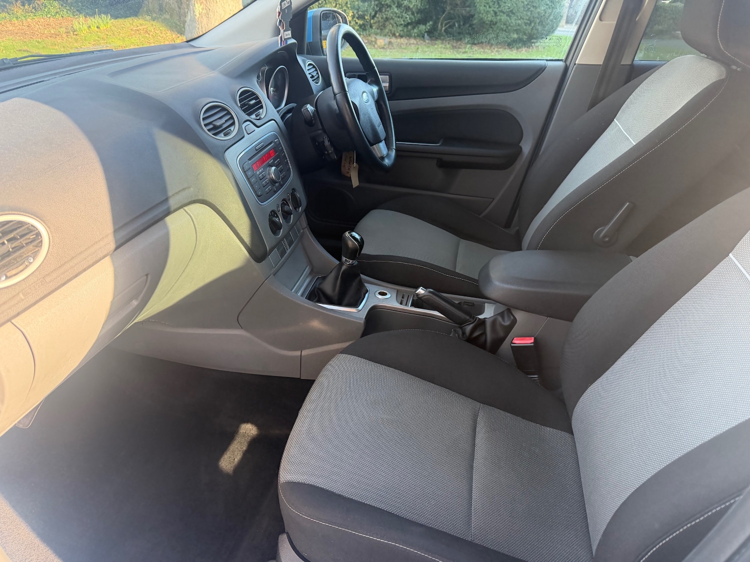 Used Ford Focus 2010 for sale - 77555020: Photo 8