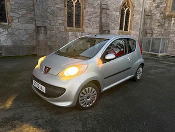 2008 (08) - 1.0 Urban Move 3dr