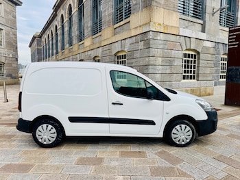 Used Citroen Berlingo 2018 for sale - 76134154: Photo 2