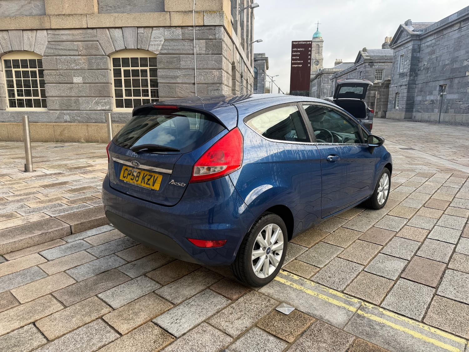 Used Ford Fiesta 2009 for sale - 76928337: Photo 3