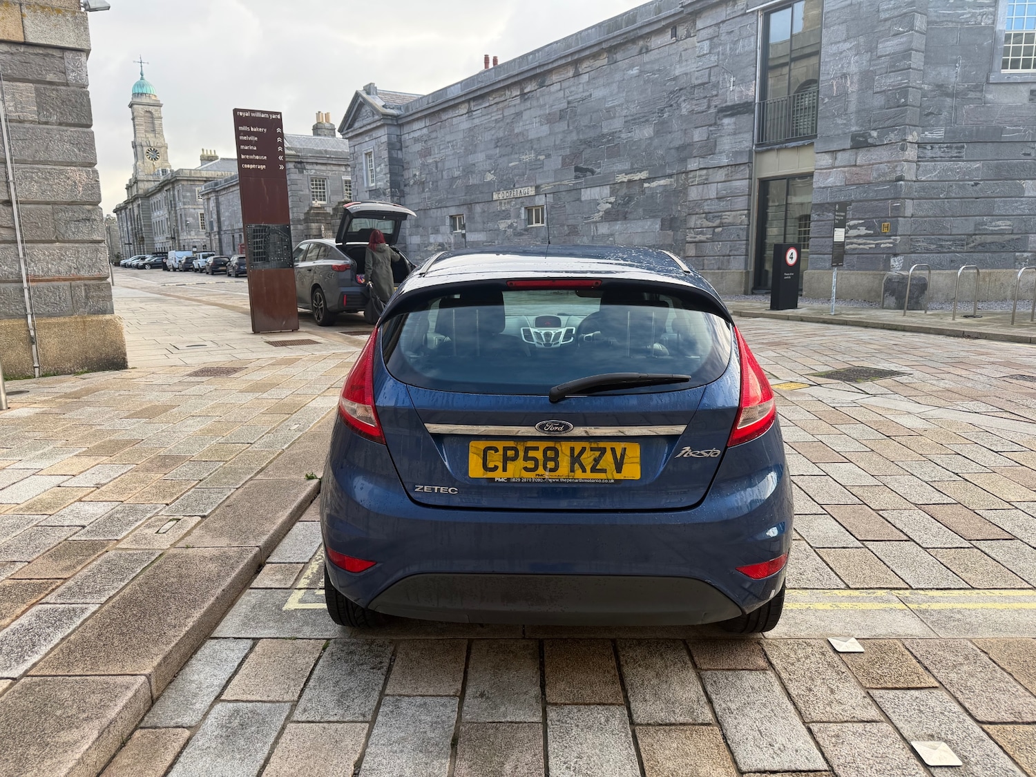 Used Ford Fiesta 2009 for sale - 76928337: Photo 4