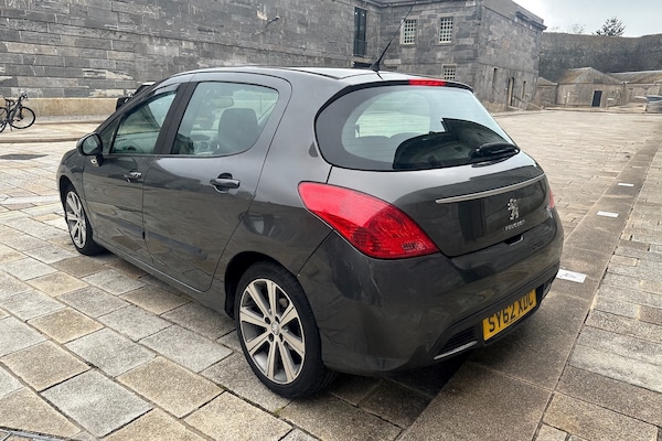 Used Peugeot 308 2013 for sale - 76250747: Photo 5