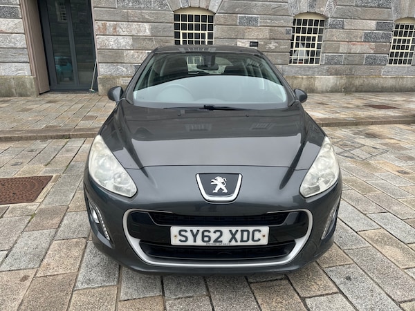 Used Peugeot 308 2013 for sale - 76250747: Photo 8