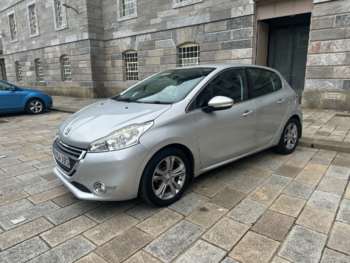 Used Peugeot 208 2014 for sale - 74840524: Photo