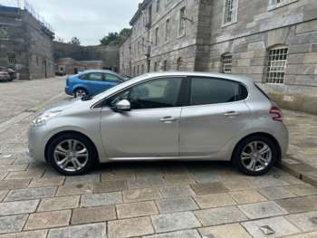 Used Peugeot 208 2014 for sale - 74840524: Photo